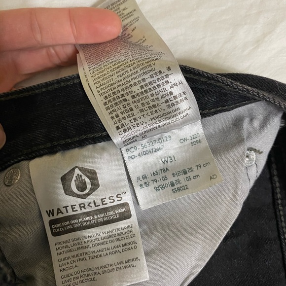 Levi's Women's 501, Size 31, Wise Up (Waterless) Great condition - Picture 4 of 5